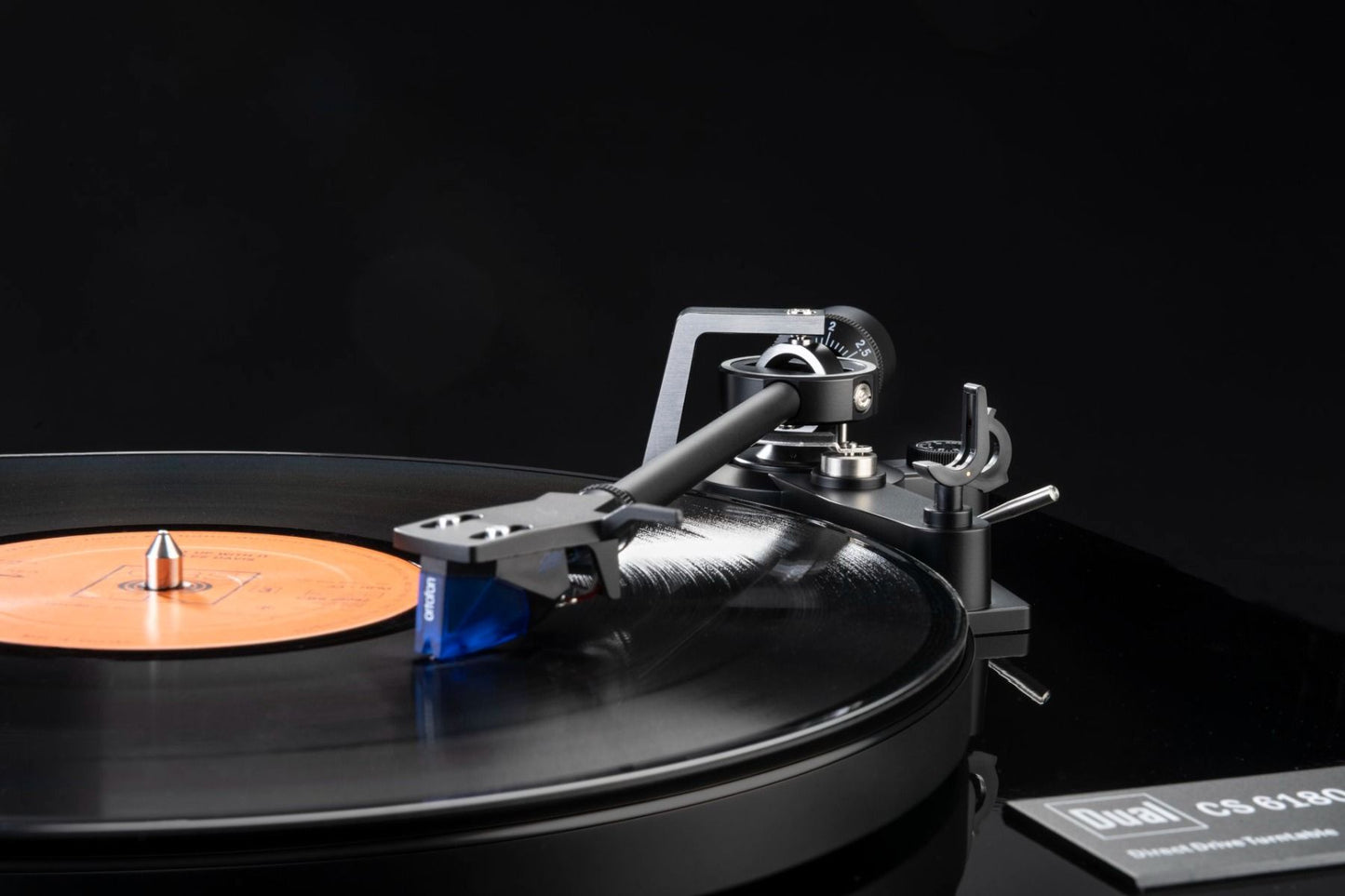 Dual CS-618Q