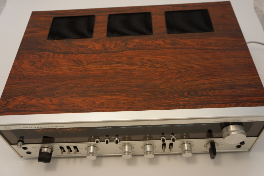 Luxman R-1500