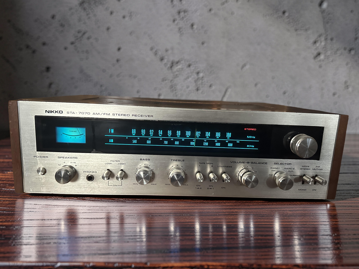 NIKKO STA-7070