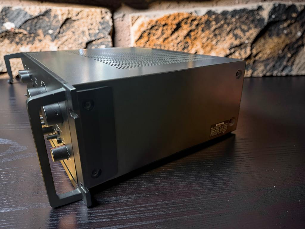 Sansui AU-717